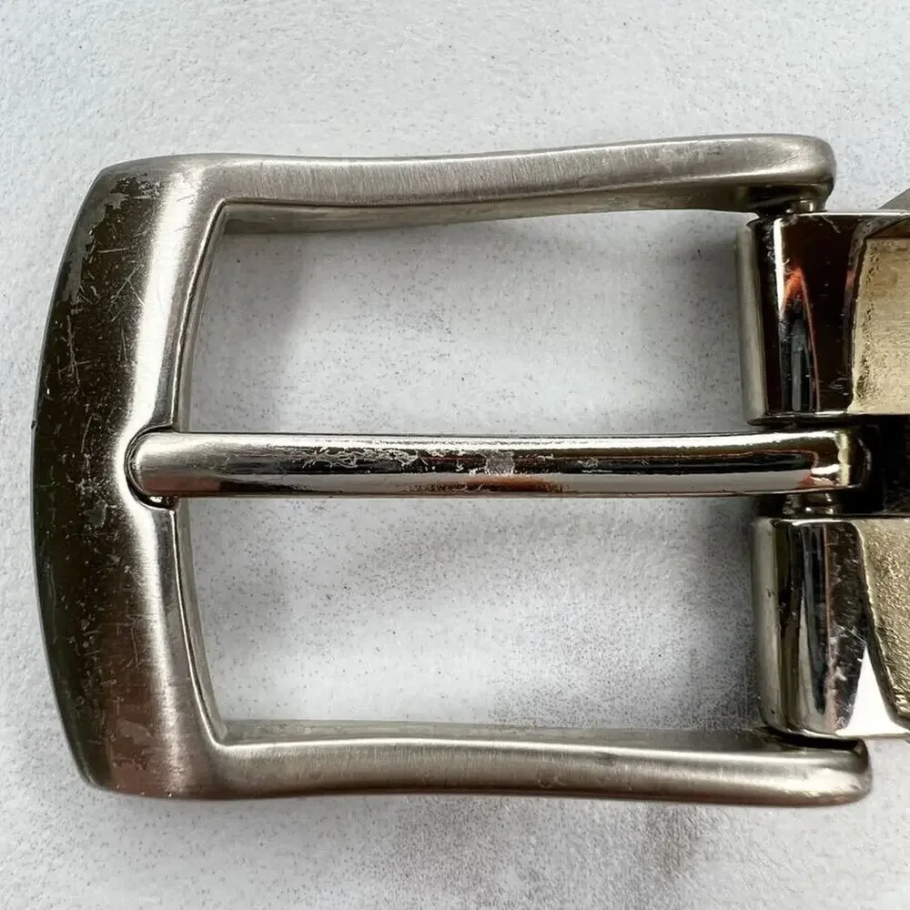 Perry Ellis Reversible Silver Tone Simple Basic Belt Buckle - Picture 5 of 8